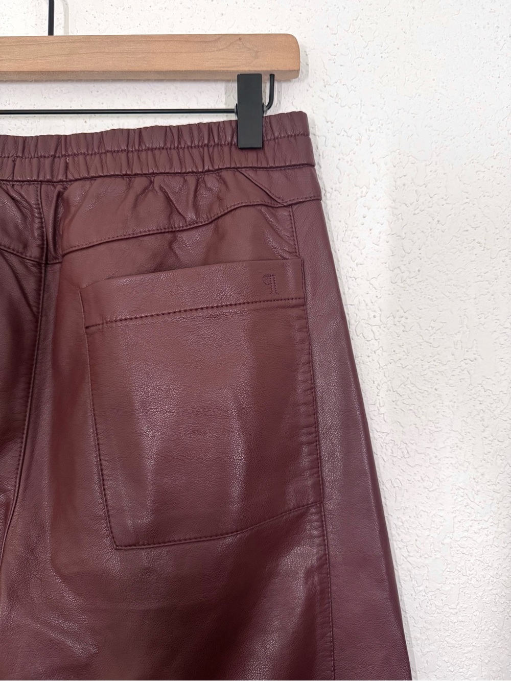 Pilcro Anthropologie Izzie Faux Leather Ankle Barrel Pant Plum Brown Size Small - Picture 5 of 7
